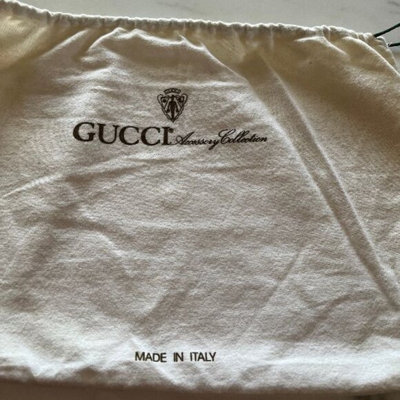 Gucci Envelope Style Clutch Purse with Original Cotton Dust Cover - Picture 4 of 11